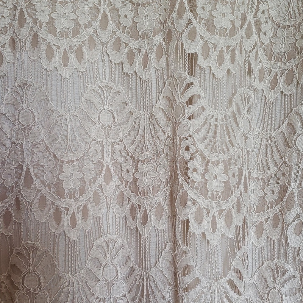 Country Girl Lace Dress - Picture 5 of 8